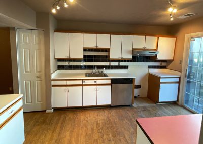 10609 Joyceton-Kitchen-Before